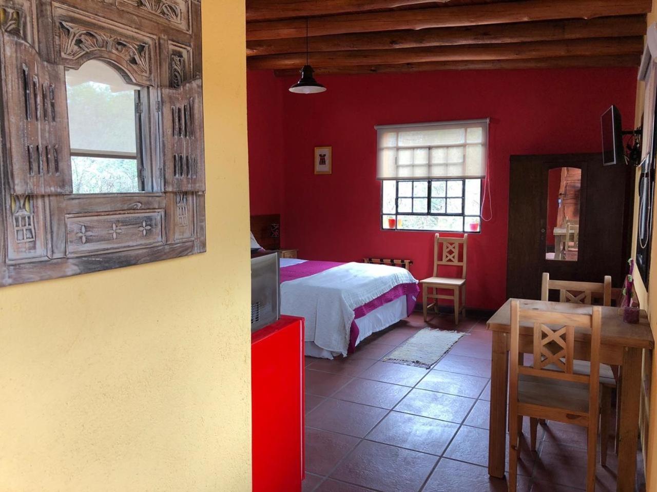 Taos Pueblo Apartahotel